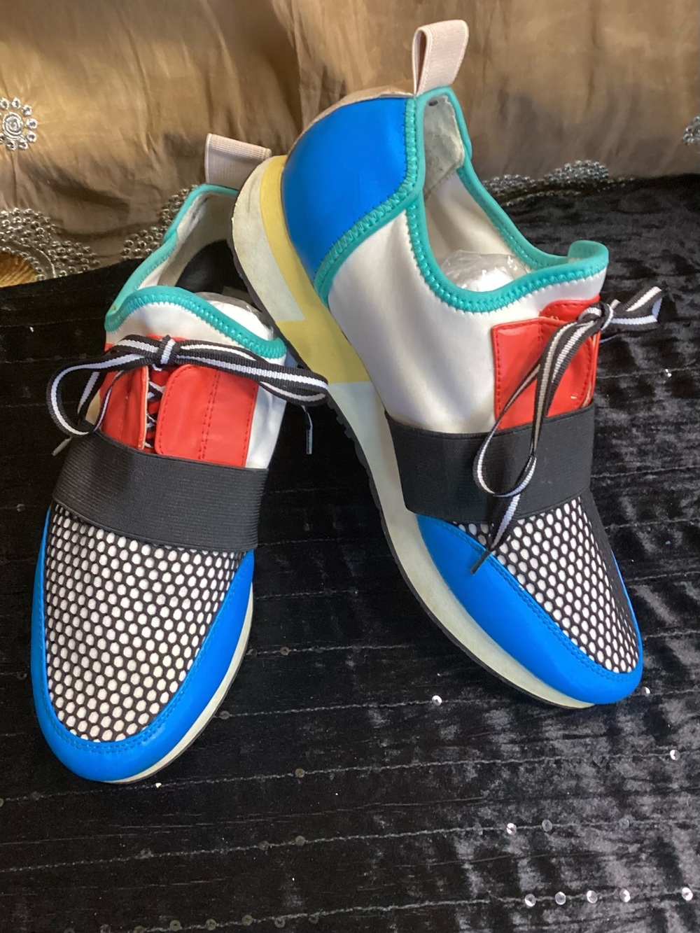 Steve Madden Artic Multi Color Bright Cut Out Sneakers 8.5